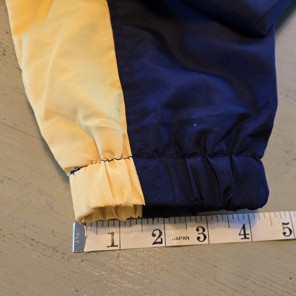 Marquette Golden Eagles Men's XL Mesh Lined Jacket, Cadre Brand, 1/4 Zip - Picture 11 of 13
